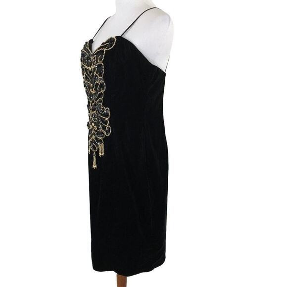 Black Velvet Evening Sheath Dress Above Knee Length Sleeveless Embellished Sz 9 - Picture 8 of 8